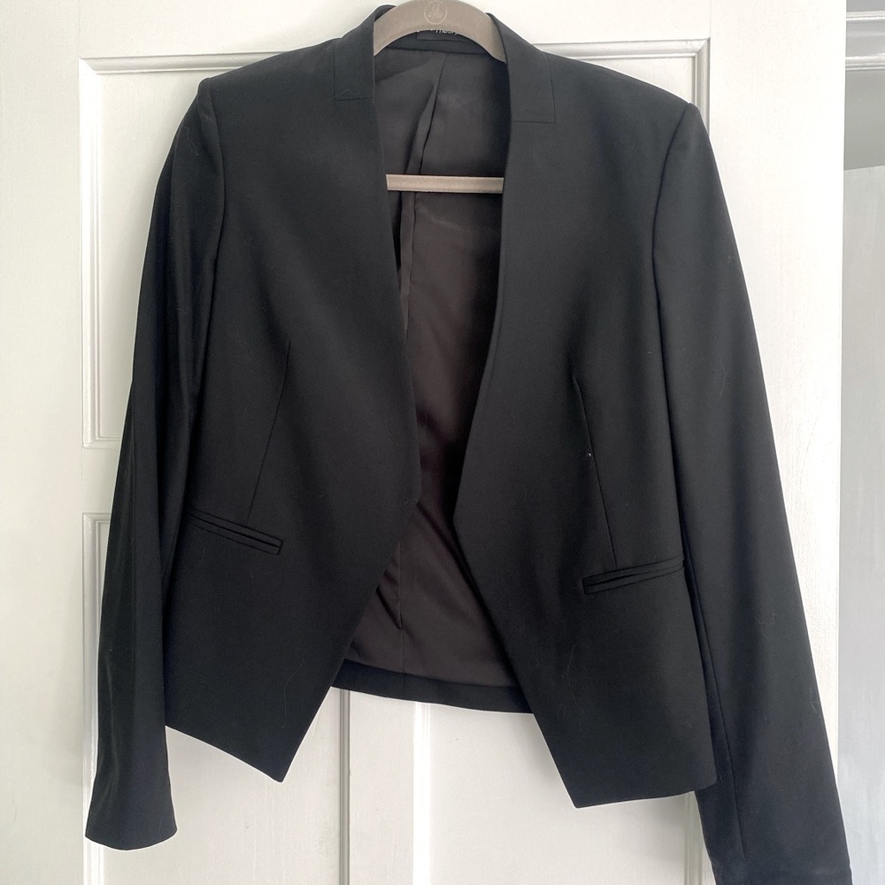 Theory suit jacket - size 6 - worn once